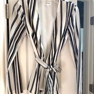 Super soft and sexy tie top